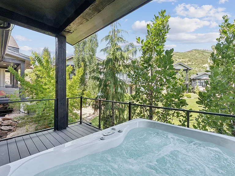 4313 Holly Frost Ct — Photo 34
