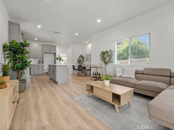 304 Diana Pl, Fullerton, CA 92833