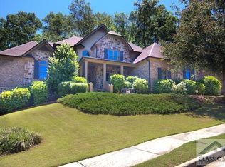 4279 Sierra Creek Dr, Hoschton, GA 30548