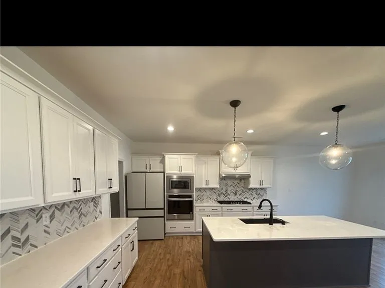 7048 Dunton Rd — Photo 7