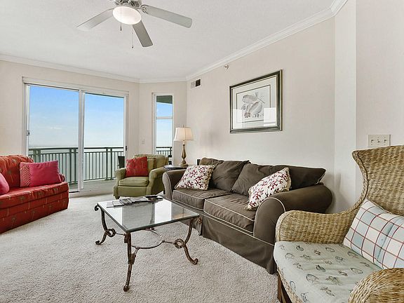 4th image of 2228 Beach Dr