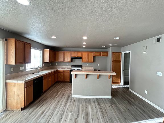 3rd image of 6023 Rayanna Dr