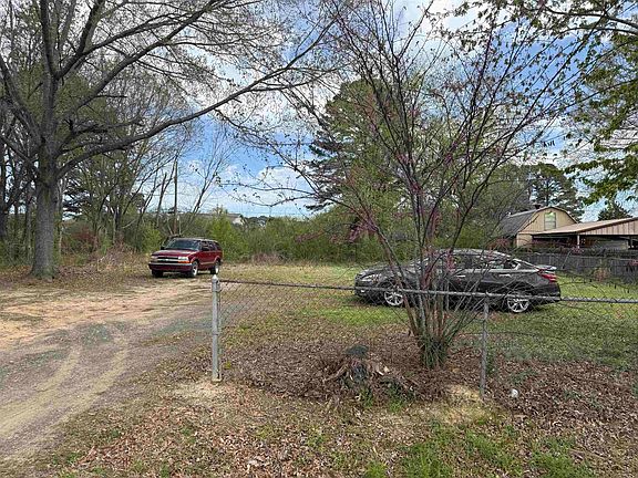 5th image of 434 Mildred St