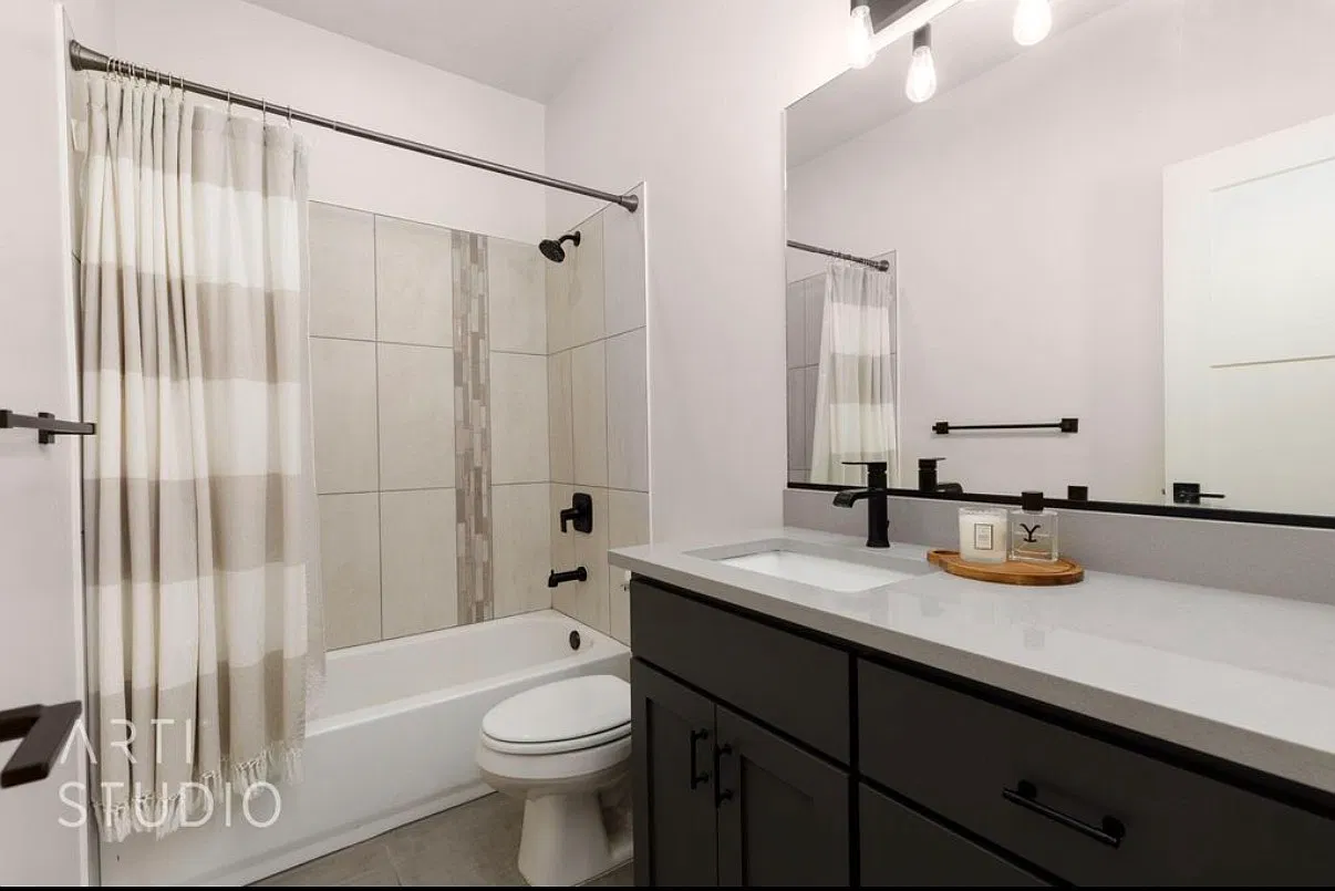1 bed, 800 sqft, $1,400 — Photo 4