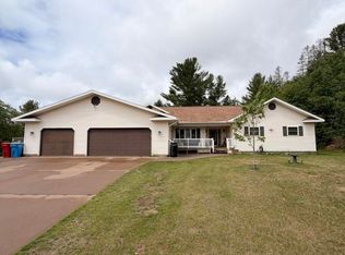 250 Copper St, Ishpeming, MI 49849