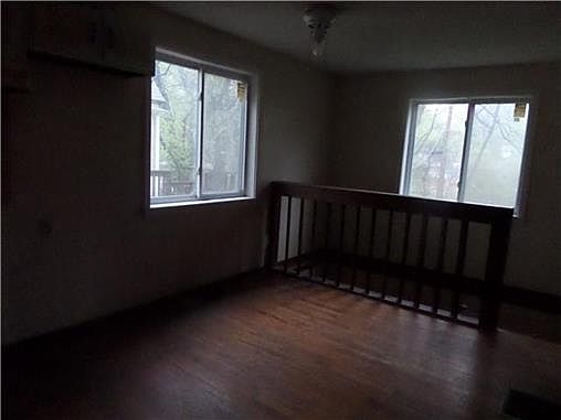5th image of 3617 Freeman Ave