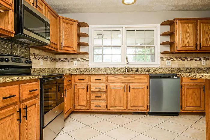 35 Knights Cir — Photo 8