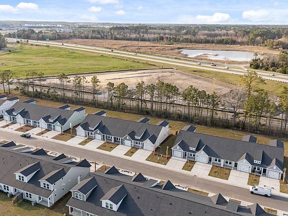 4th image of 715 Ebb Tide Rd. #80