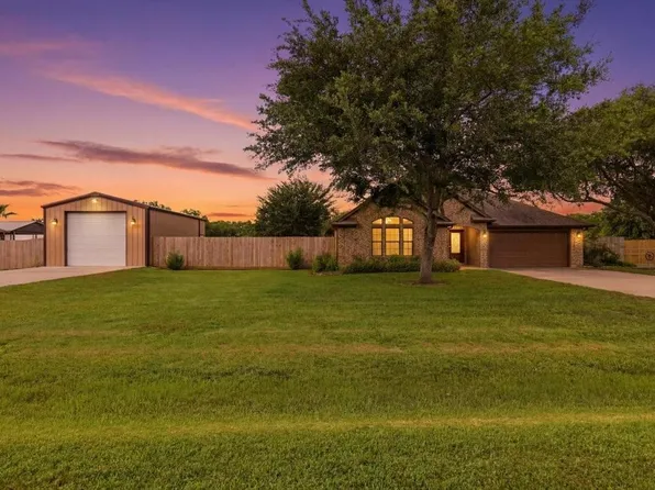 16210 Blue Bird St, Santa Fe, TX 77517
