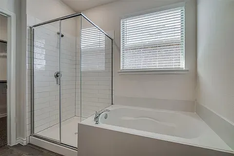 10423 Fountain Gate St — Photo 32