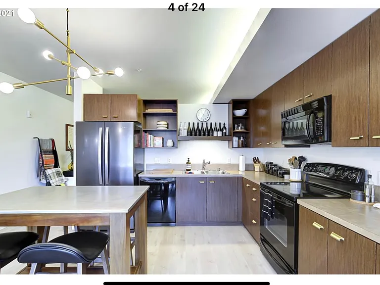 3970 N Interstate Ave — Photo 1
