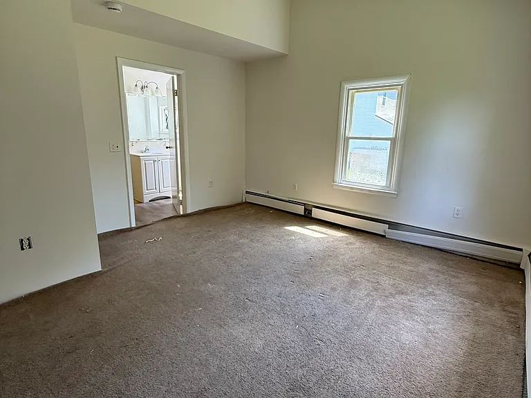 17 Cypress St #3 — Photo 6