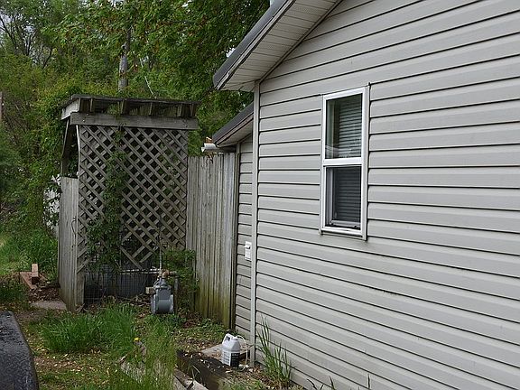 Arbor off the Laundry Room