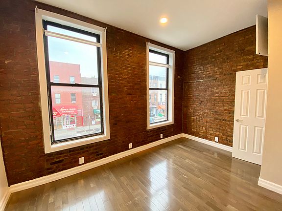 3rd image of 515 Washington Ave #2A