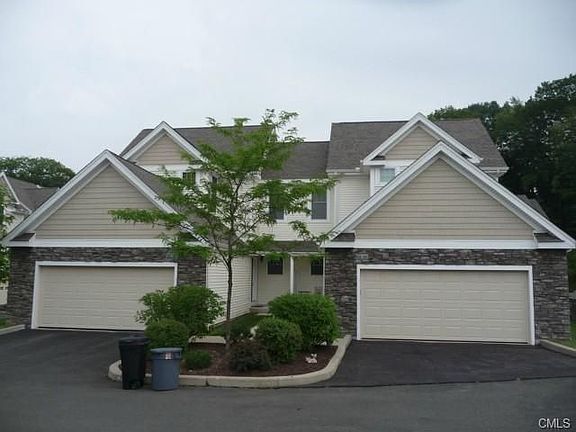 2nd image of 1 Ashwood Cir