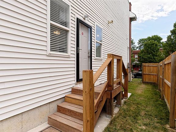 3rd image of 3637 Tennessee Ave