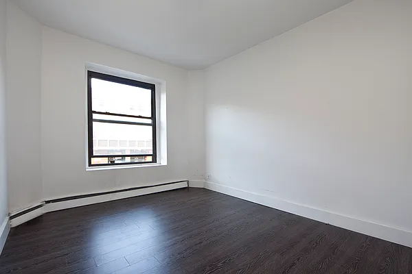 Rented by R New York | media 28