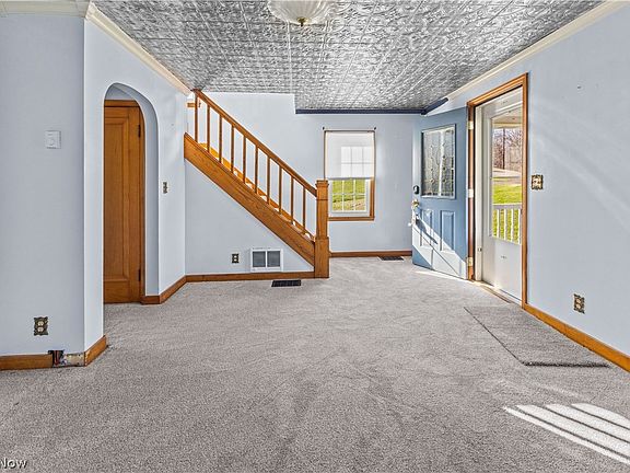 5th image of 910 Morton Hill Rd