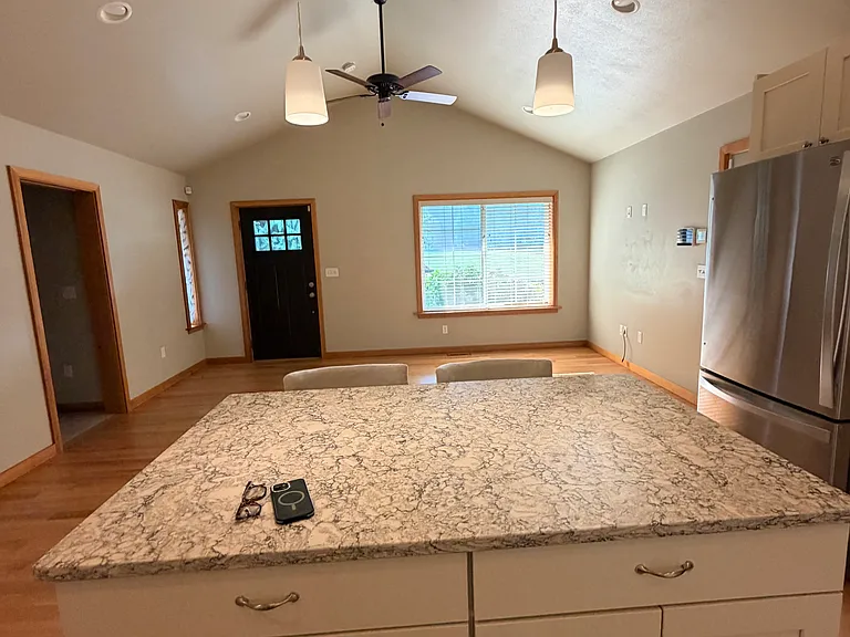 565 SE 10th Pl #ADU — Photo 11