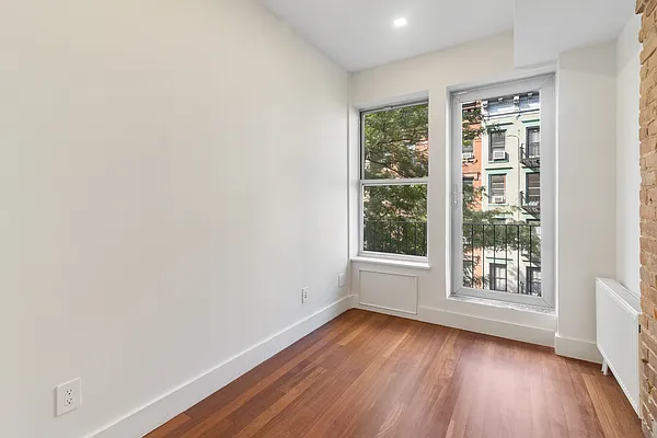 Rented by Mirador Real Estate | media 37