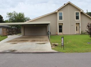 2820 63rd St, Port Arthur, TX 77640