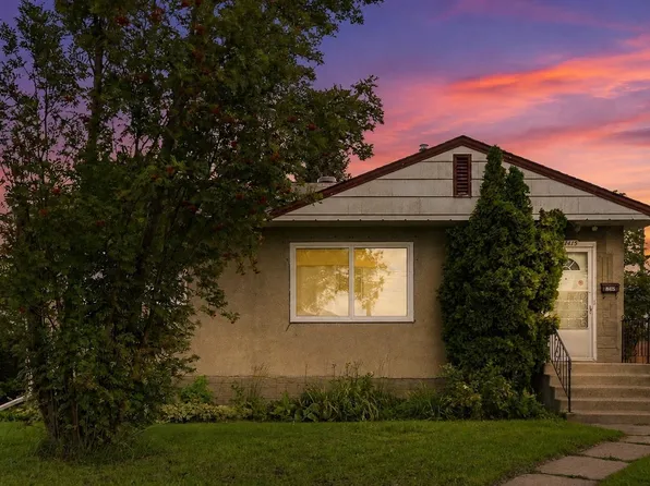 11415 106th St NW, Edmonton, AB T5G 2P8
