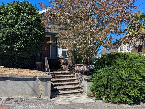 3rd image of 1210 5th St