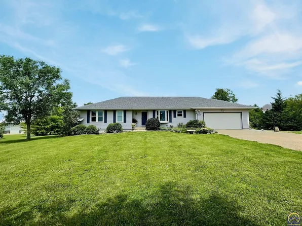 5114 SE 61st St, Berryton, KS 66409