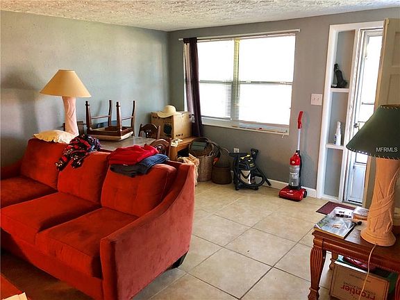 4th image of 5411 Dawn Ln