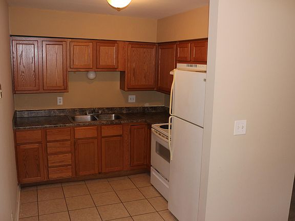 5th image of 607 Cypress St #A