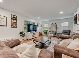 6555 Calmont Ave, Fort Worth, TX 76116