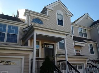 15 Rainier Ct, Hackettstown, NJ 07840