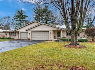 417 Peachtree Cir, Loves Park, IL 61111