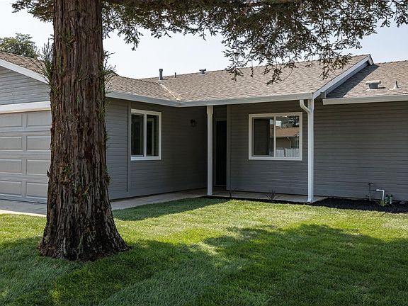 3rd image of 9479 Orchid Ln