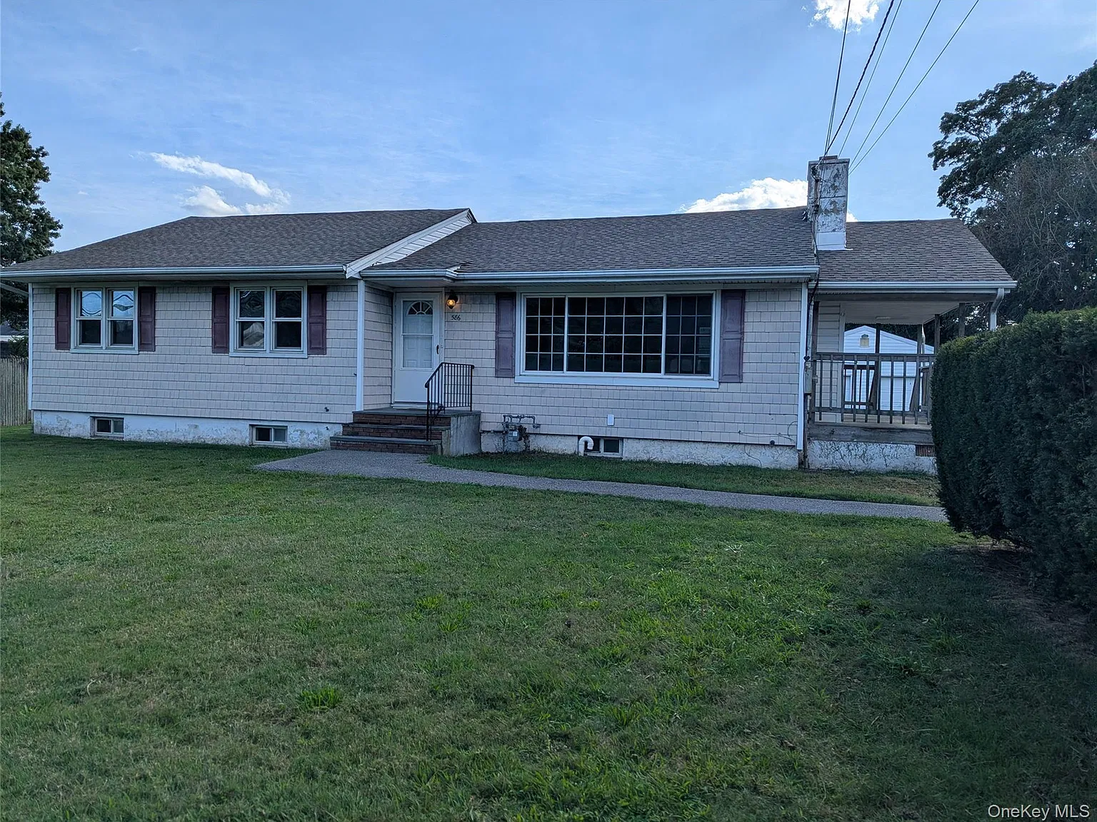 6 bed, 1.0 bath, 1260 sqft, $3,700 — Photo 1