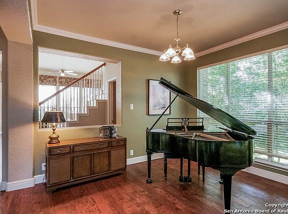 5th image of 12803 Terrace Holw
