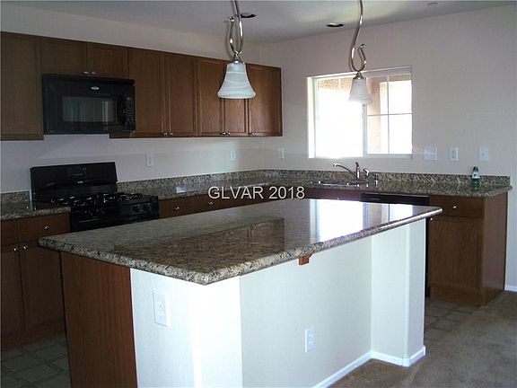 5th image of 10631 W Gilmore Ave