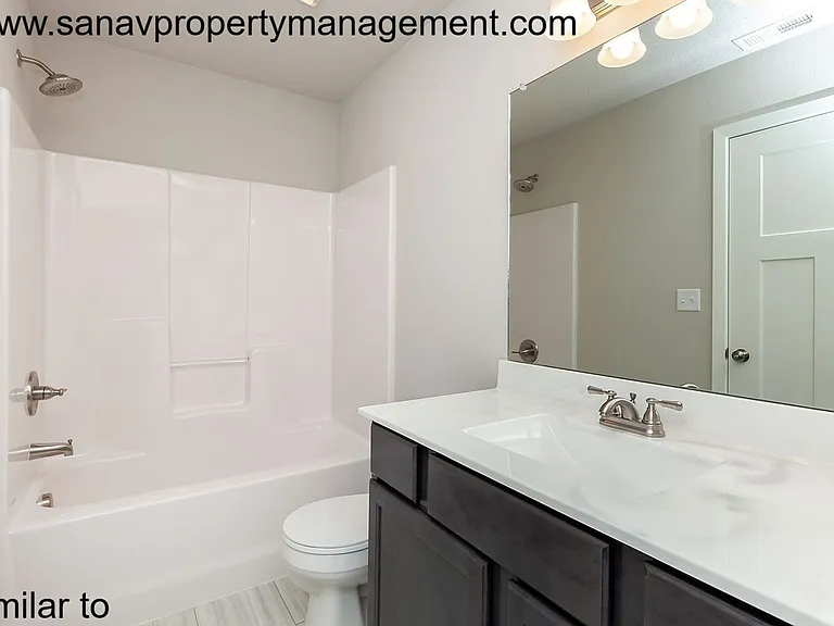 4102 NE 7th St — Photo 18