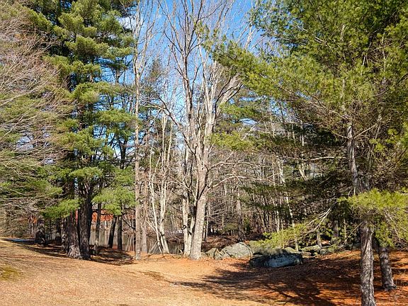 4th image of 2 Sagamore Lane