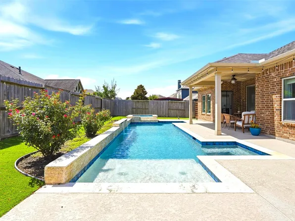 30626 Morning Dove Dr, Brookshire, TX 77423