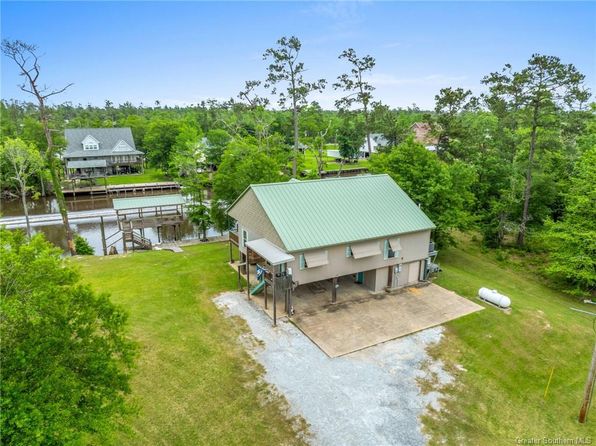 1040 Edwards Rd, Sulphur, LA 70663