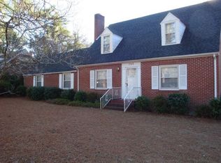 703 Hylan Ave, Hamlet, NC 28345