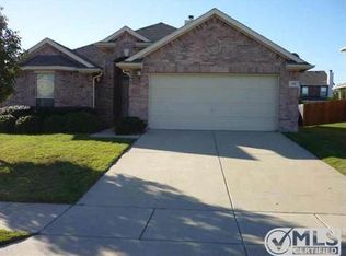 220 Foreston Dr, Roanoke, TX 76262