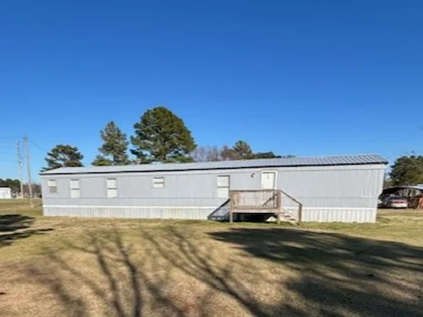 31 Kesler Dr, Saint Pauls, NC 28384