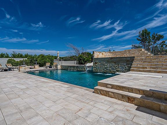 4th image of 20556 E Pecan Ln