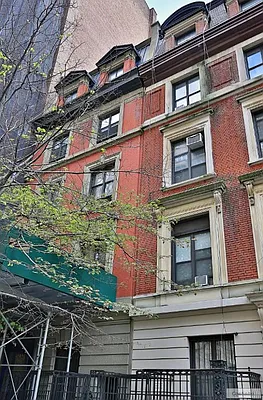 Rented by Charles Coutinho LLC | media 25