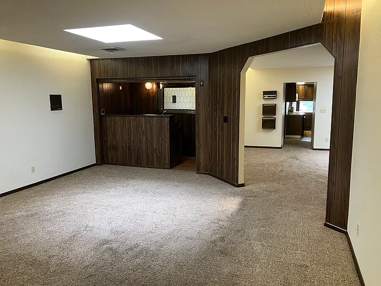 200 N Main St — Photo 11