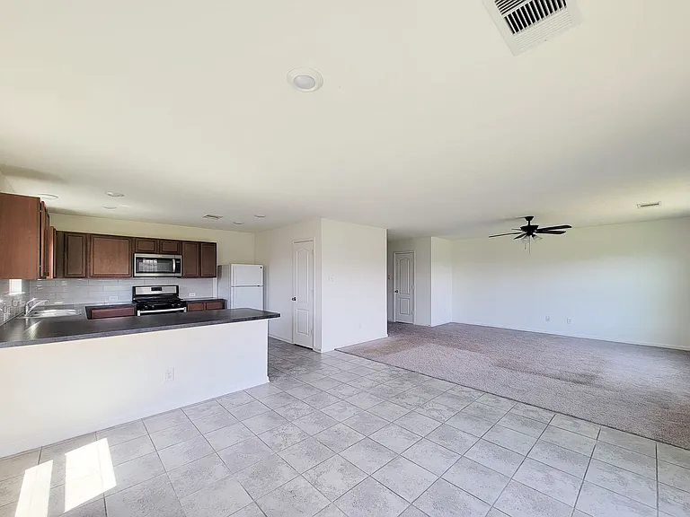 727 Hardwood Grove Ct — Photo 12