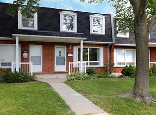 211 Lake Ave N, Hamilton, ON L8E 1L5