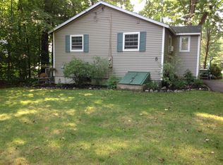 8 Captain Lovewell Ln, Center Ossipee, NH 03814